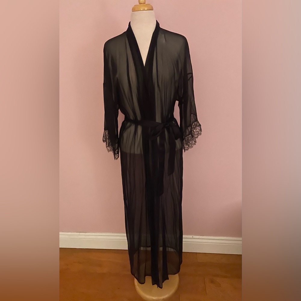 Christine Lingerie Luxury Black Silk Sheer Lace Trim Robe - Picture 1 of 7